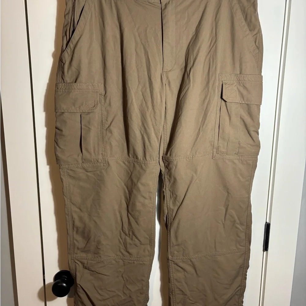 Duluth Trading Khaki Cargo Pants‎ Size 2XL x 32